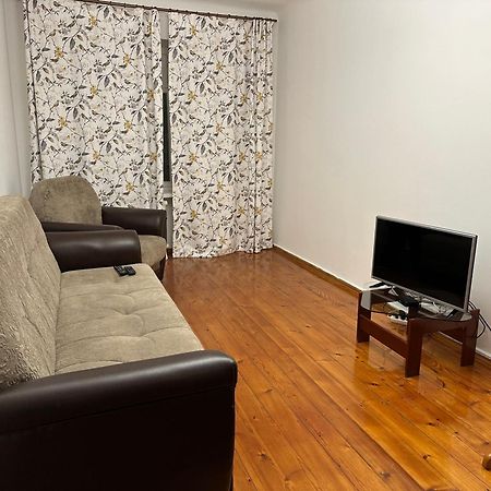 Cosy flat in the city center Apartamento Bishkek Exterior foto